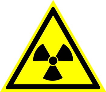W05 опасно! радиоактивные вещества или ионизирующее излучение (пластик, сторона 200 мм) - Знаки безопасности - Предупреждающие знаки - . Магазин Znakstend.ru